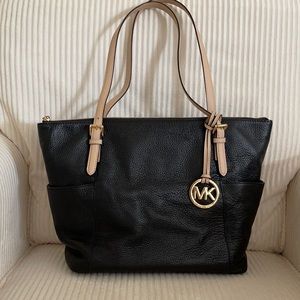 🤎Michael Kors Black and Nude Tote🤎